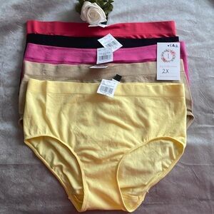 Kiss & Tell Ladies 5 Pack Plus Size Full Coverage Briefs - Size 2X